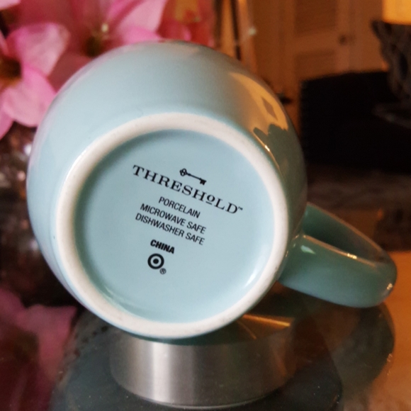 Mint green blue and gold foil kindness counts mug - Picture 2 of 3